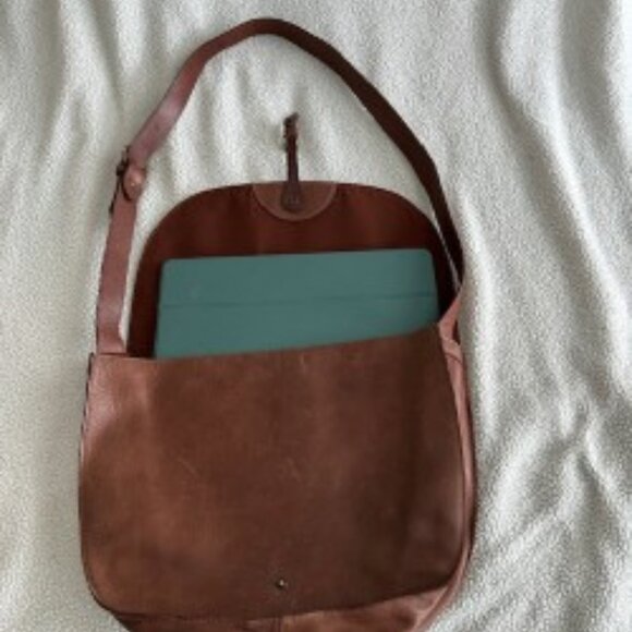 J.Crew Postman Messenger Bag – Leather, Excellent Condition - Picture 4 of 11